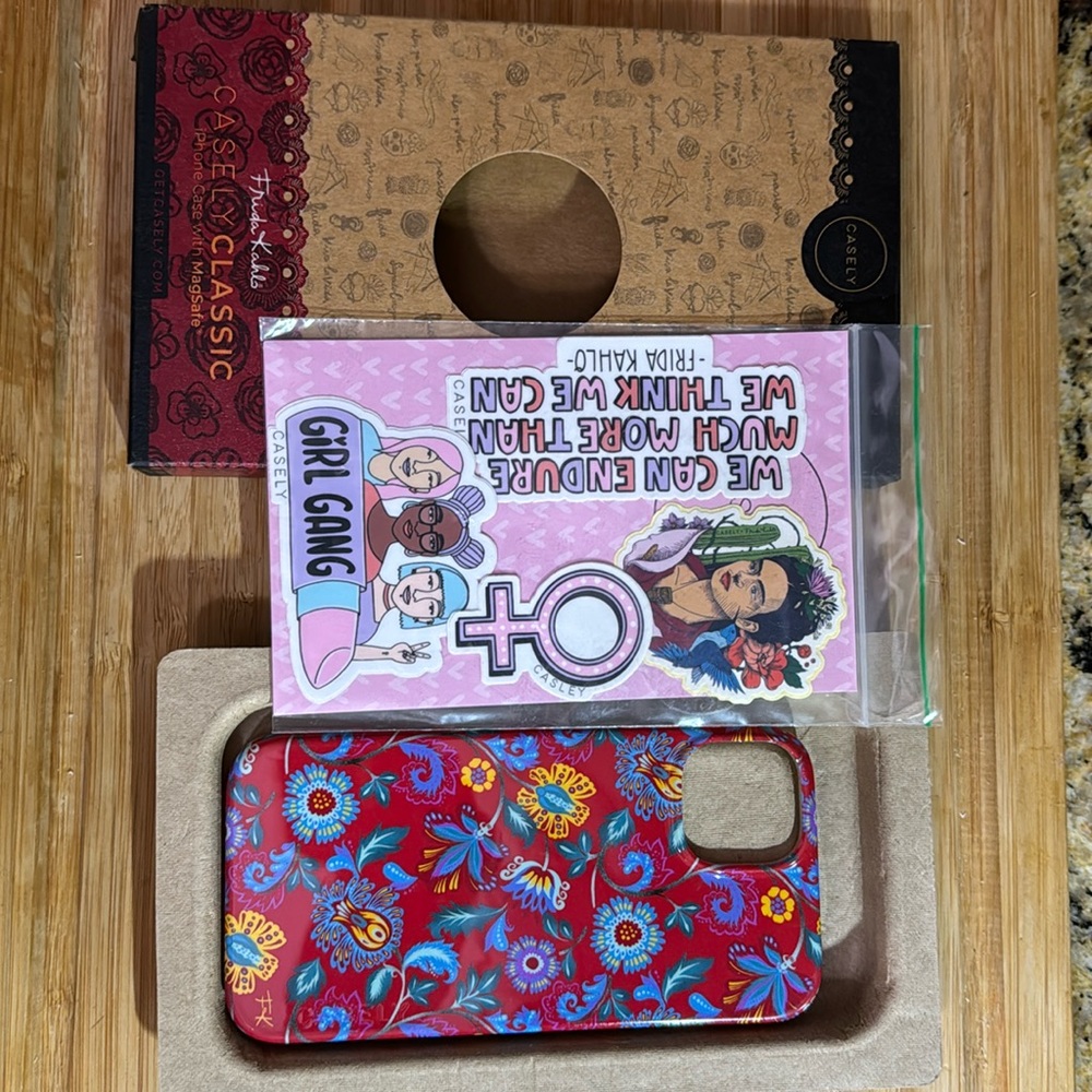 Casely Classic IPhone 13 Case
